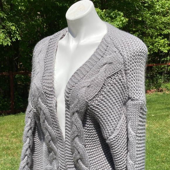 Heavy shaker and cable knit medium gray super soft open front sweater size S - Picture 2 of 7